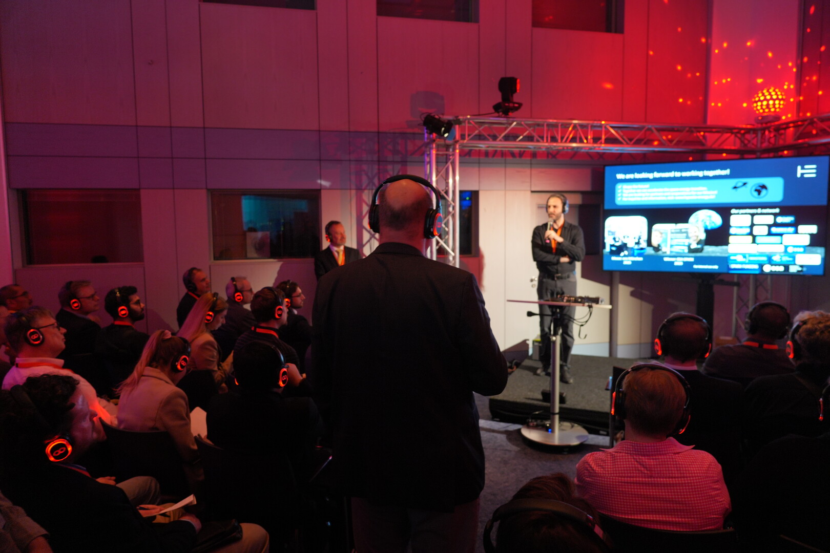 AdAstraSummit2026 172 Benjamin Schenk Foto Studio Hirch 1620x1080